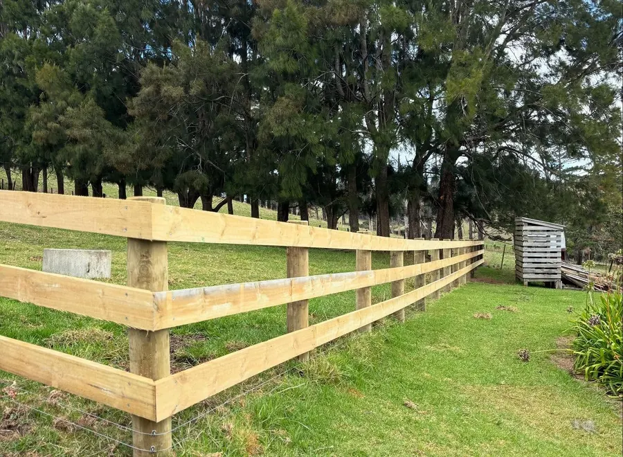 New farm fencing by Elite Lifestyle Services